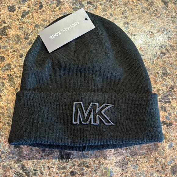NWT Michael Kors Knit Beanie Hat Warm One Size Black Dark Gray Embroidered Logo - Picture 1 of 5